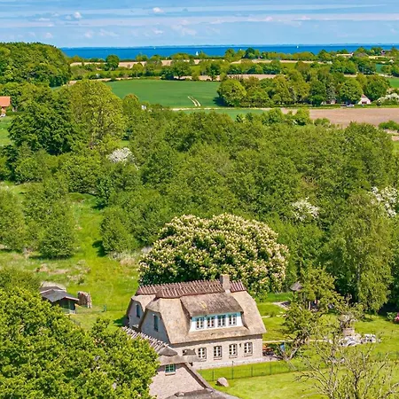 Landhausvilla Wolsroi Villa Steinbergkirche