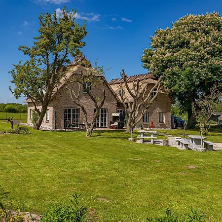 Landhausvilla Wolsroi