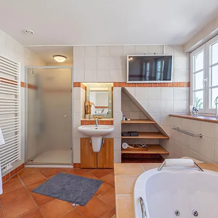 Landhausvilla Wolsroi Villa Steinbergkirche