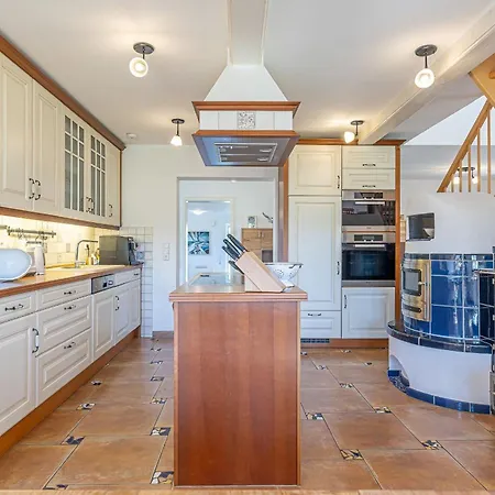 Landhausvilla Wolsroi